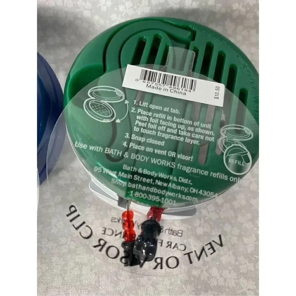BATH AND BODY WORKS SANTA AND SNOWMAN CAR SCENTABLES
